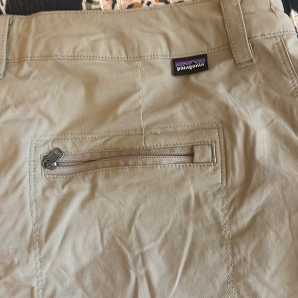 Women’s Patagonia Shorts -size 6 - Picture 4 of 5